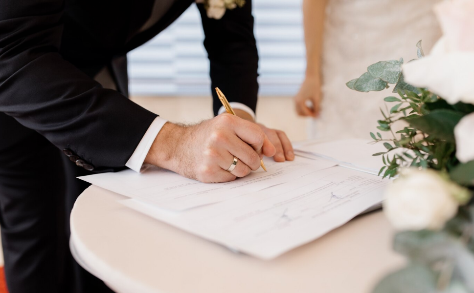 AFL - Prenuptial agreement 1
