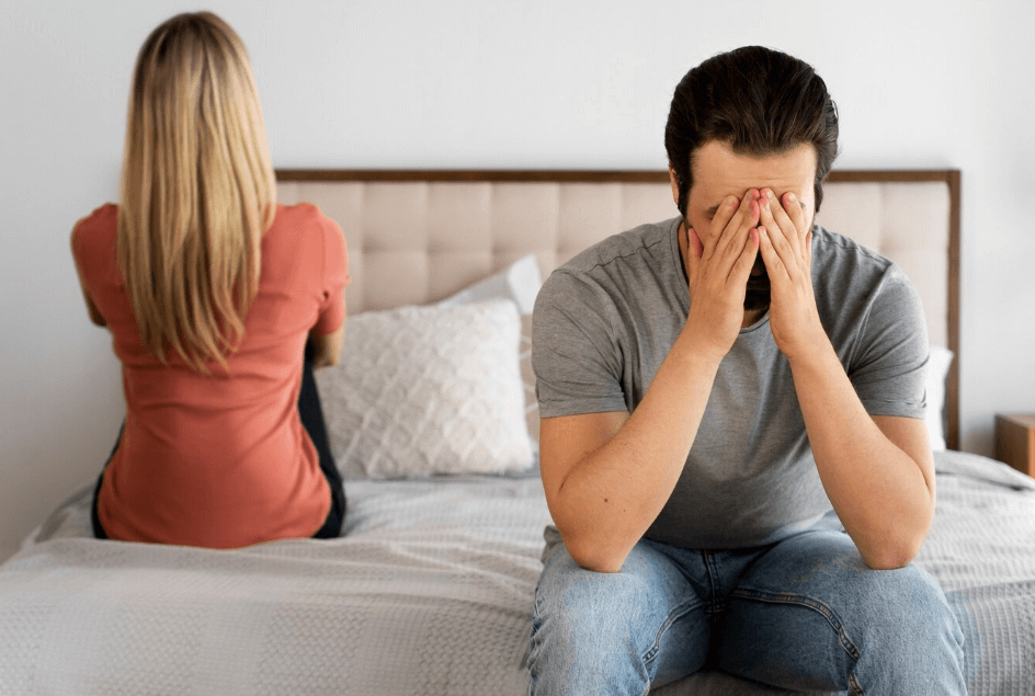 AFL-couple-sad (1)